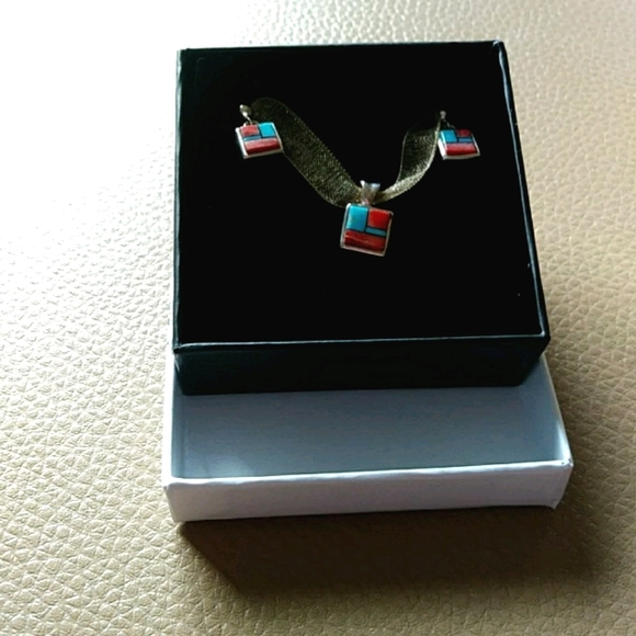 Zuni Turquoise & Coral Pendant and Earring set - Picture 3 of 4